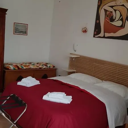 Soriano44 Bed & Breakfast 4*
