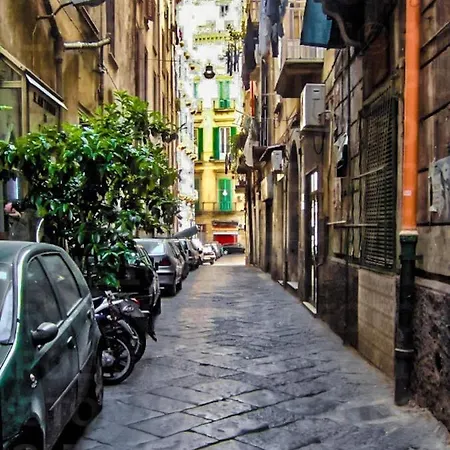Soriano44 3* Naples