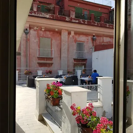 Soriano44 3* Naples